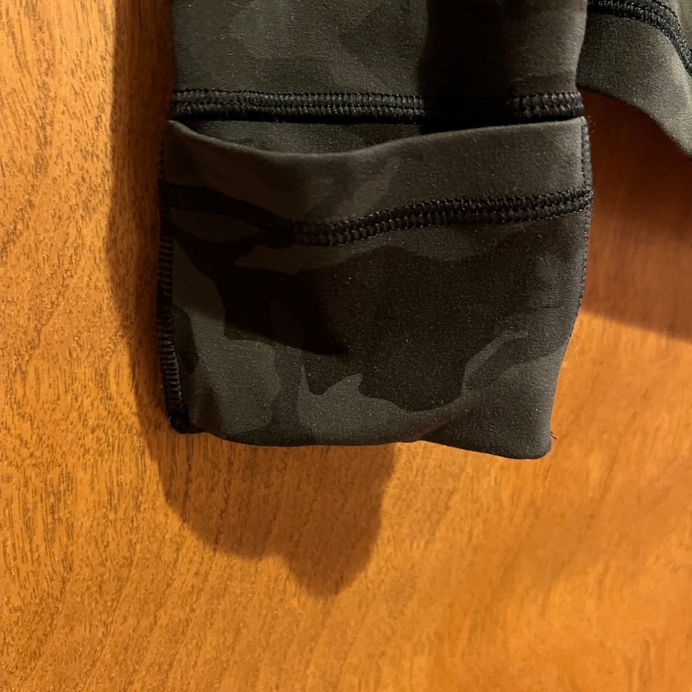 Lululemon camouflage hooded jacket - Picture 7 of 11